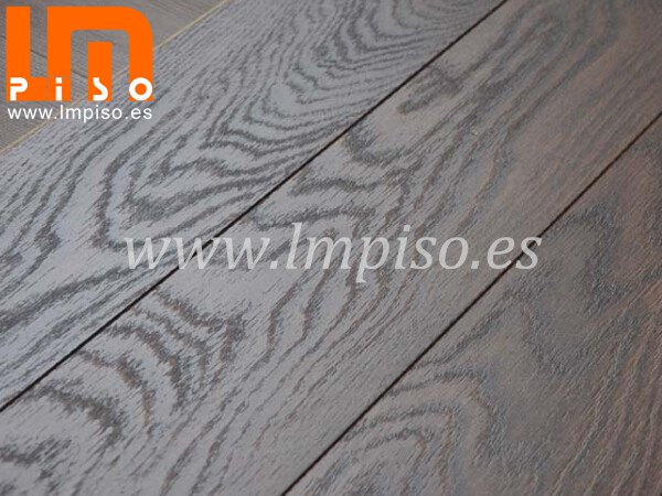 Suelos laminado embossed in registered terminación del estil